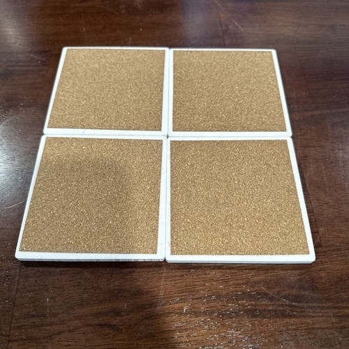 Juego de 4 posavasos Ganz de 4,0 pulgadas con acebo rojo verde - Imagen 5 de 5