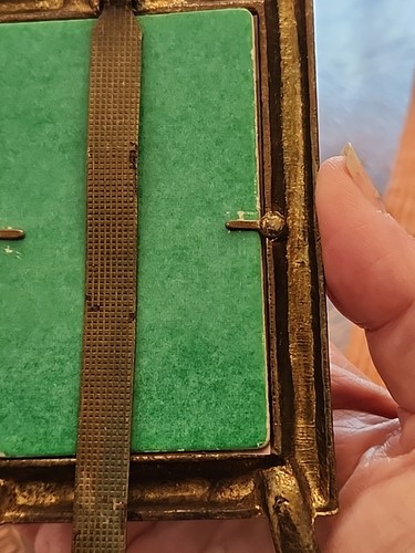 Small Antique Easel Back Brass Picture Frame • No Glass • VIP C - Picture 14 of 22