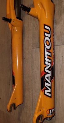 VINTAGE MANITOU X-VERT T DUAL CROWN FORK 26