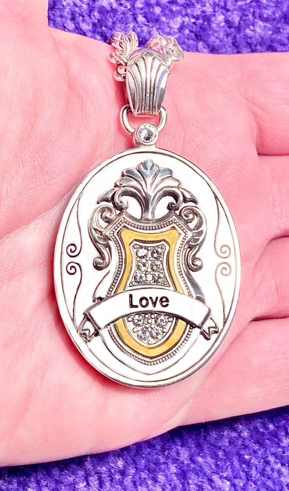 COLLAR MEDALLÓN MENSAJE CRISTAL SWAROVSKI CLARO AMOR DEVOCIÓN BRILLANTE EN MUY BUENA CONDICIÓN+✨VTG Foto 2 de 4