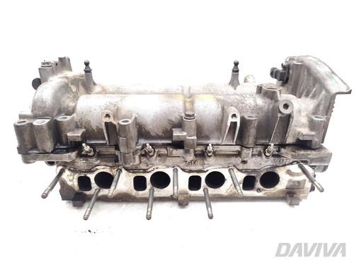 Vauxhall Astra Engine Head 1.9 CDTI Diesel 110kW (150 HP) 55565883 55565886 2007 - Picture 3 of 11