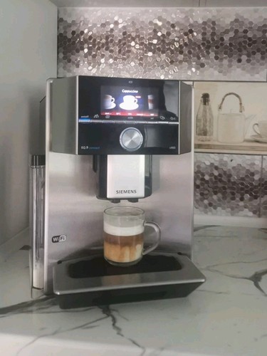 Cafetera Siemens EQ 9 Connect S900, Wifi, ¡EXCELENTE estado! - Imagen 10 de 11