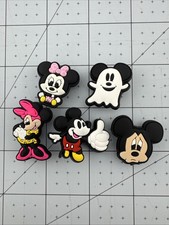 Jibbitz Shoe Charms Lot for Crocs   Cute Fisney Mickey Minnie Mouse Theme