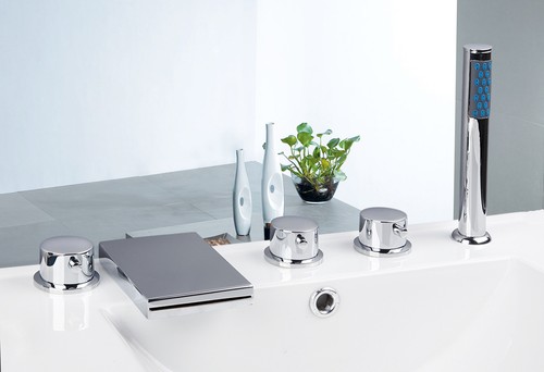 5Pcs Chrome Bathtub Deck Mounted Waterfall Mixer Tap With Shower Faucet Se - Picture 1 of 3