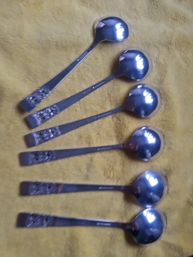 SET OF 6 SILVER PLATED HAMPTON COURT Oneida Community SOUP SPOONS - Picture 5 of 7