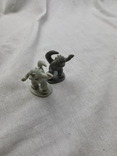 Mexico Godzilla Gojira gashapon Toy Mexican Bootleg Mini Figure 2" - Picture 1 of 4