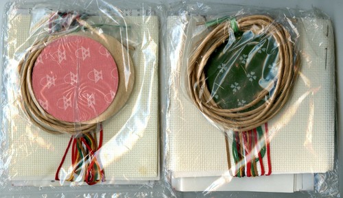 2 adornos de corona de Navidad - trineo y ganso - kits de punto de cruz contados Janlynn - Imagen 2 de 2