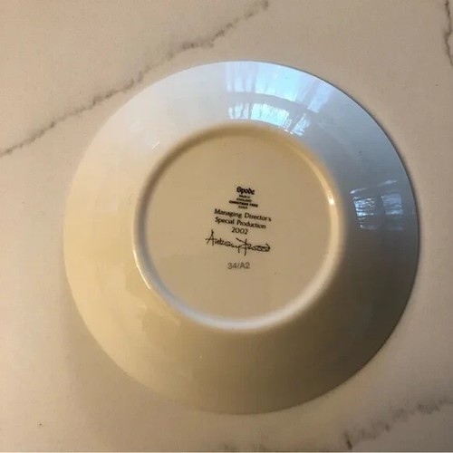 Spode Christmas Tree Managing Director's Special Reproduction 2002 5 1/8" bowls - Picture 5 of 8