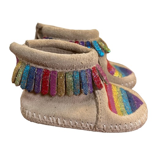 Minnetonka 1188s Love One Another Rainbow Moccasin Booties Baby Size 3 - Picture 4 of 7