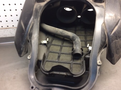 Yamaha Phazer Venture Lite 2007-2018 Airbox * Missing Cover Clips* 22012705 - Picture 7 of 10