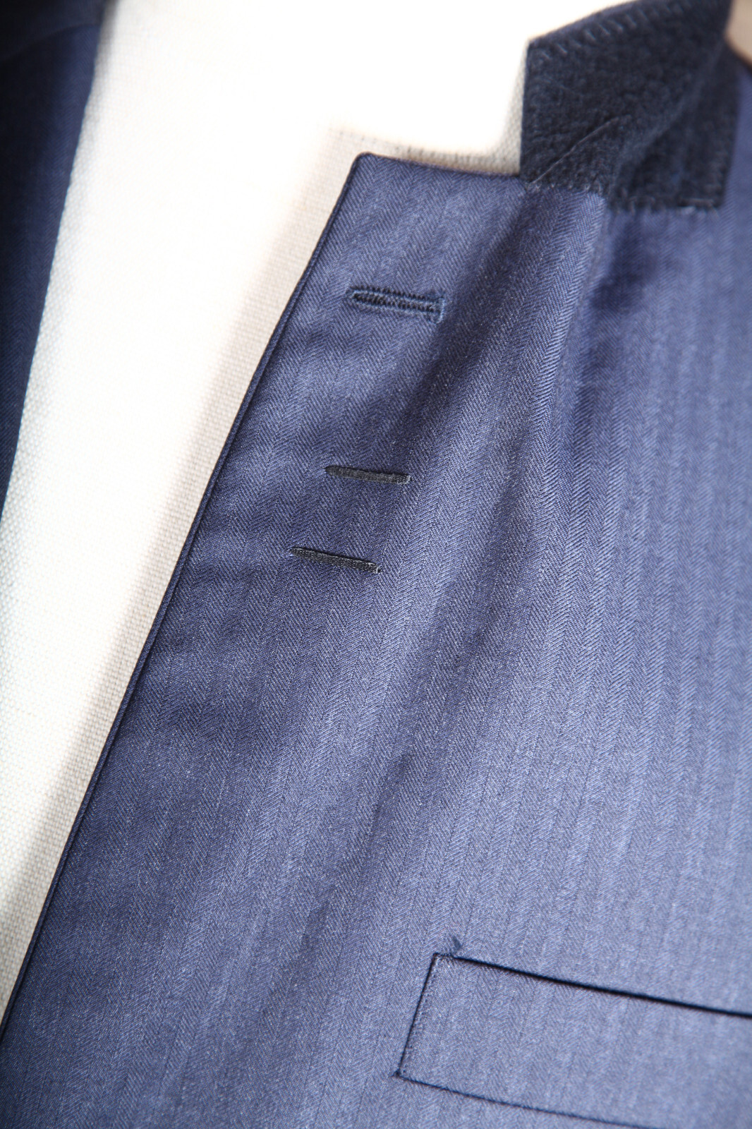 Chester Barrie Savile fila 40S 36W 28L blu navy lana autorigata tela