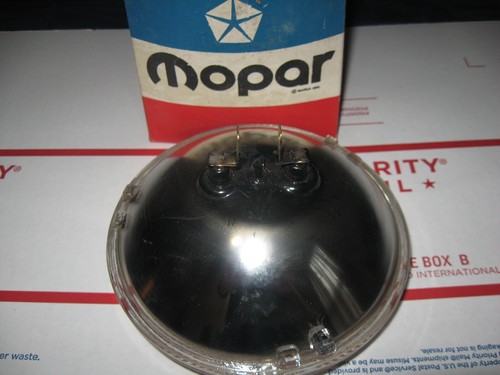BOMBILLA DE HAZ SELLADA VINTAGE TUNG SOL 4001 DODGE PLYMOUTH CHRYSLER MOPAR 152285 NOS - Imagen 5 de 7