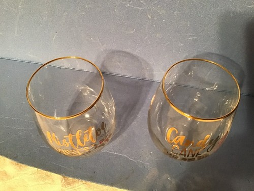 wine glasses- Christmas - Picture 4 of 4
