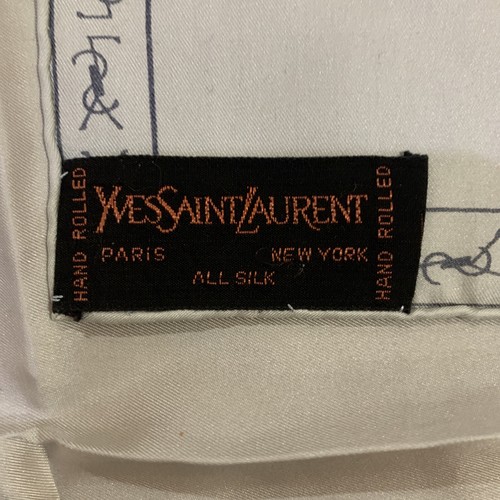 VINTAGE RARE YSL YVES SAINT LAUREN GRAY 100% SILK SQUARE HAND ROLLED SCARF 18" - Picture 8 of 10