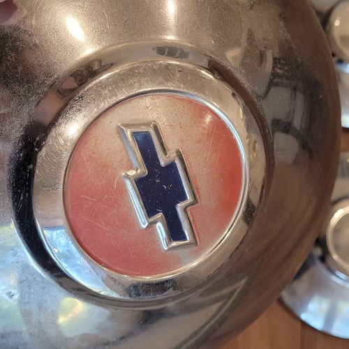Chevy Hubcaps Set of 4 Dog Dish Bowtie Original 59 60 OEM Vintage - Bild 9 von 12