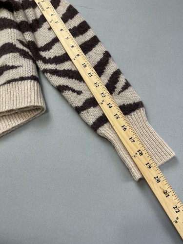 J Crew Womens Cardigan Sweater XS Beige Alpaca Wool Zebra Animal Print Cozy Fall - Picture 9 of 9