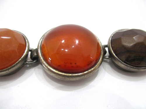 Semi Precious or Glass Shades of Amber Stones in Link Bracelet - Foto 5 di 7