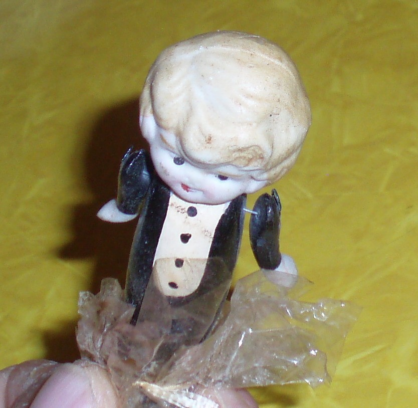 Picture 8 of 24