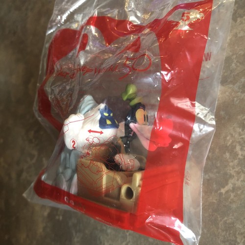 Disney’s Mcdonalds 50th ride atrraction toy Goofy Everest 2022 - Picture 3 of 8