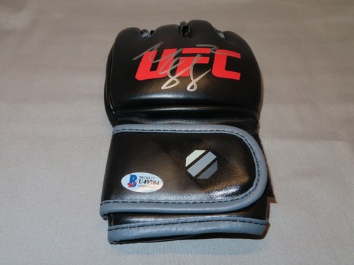 Guante Beckett autografiado por Khamzat Chimaev firmado por UFC BAS CERTIFICADO DE AUTENTICIDAD 1C - Imagen 2 de 6