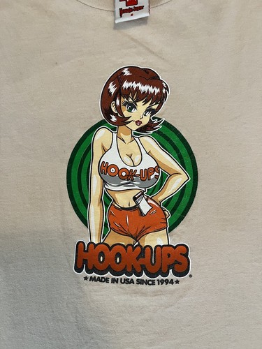 RARE Color 90 Hook-ups Skateboard T-shirt Mens Anime Miami Hooters SIZE S (Sand) - Picture 5 of 5