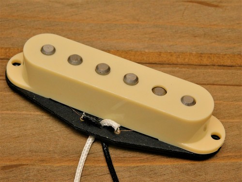 G.M. Premium Alnico's Cream Strat Stratocaster® Neck pickup For Fender - Picture 2 of 7