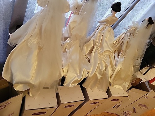 Collection of all 4 Ashton Drake Galleries 1900s Wedding Dress porcelain dolls - Bild 11 von 22