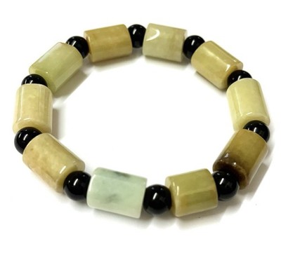 Armband mit Perlen aus Jade und schwarzem Onyx