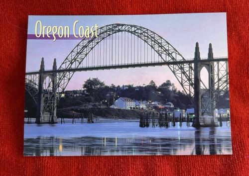 Oregon Postcard Newport Oregon featuring the Yaquina Bay Bridge NEW Unposted - Picture 1 of 3