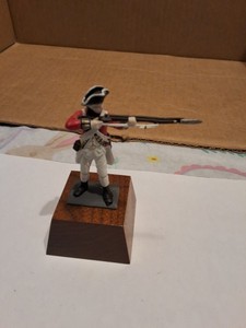 Vintage American Revolutionary War Continental Rifleman 1970s On Wooden Base