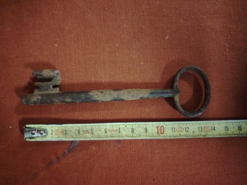 Set di 7 chiavi antiche da castello. Lot. n 9 - Foto 9 di 9