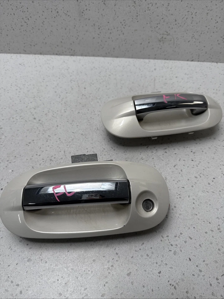 2007 Ford Expedition OEM Front Left & Right Side Door Handle Exterior Pair Foto 2 de 4