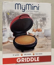 Nostalgia My Mini 5" Griddle 550 Watts -Red- Nonstick Surface  Factory Sealed 