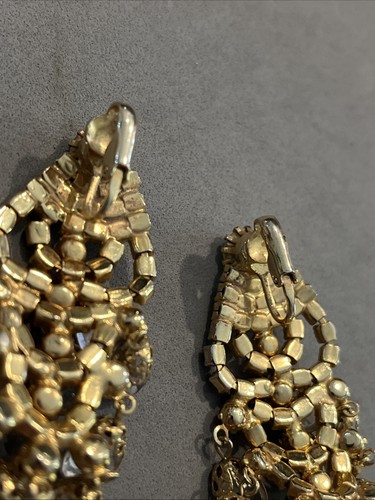Vintage JULIANA Waterfall Chandelier Rhinestone Dangle Bezel Clip On Earrings - Picture 6 of 6