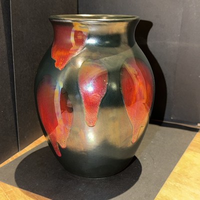 POOLE POTTERY VASE Galaxy Volcanic Lava H8'' (20cm) schwarz/orange/rot - auffällig 