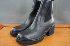Sofft Chelsea Boots Womens 10 US Black Leather Aqua Sofft Lug Sole Block Heel