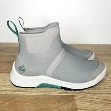 DAMAGED Original MUCK BOOT COMPANY Womens Chelsea Outscape Boot, Frost Gray-Sz 6