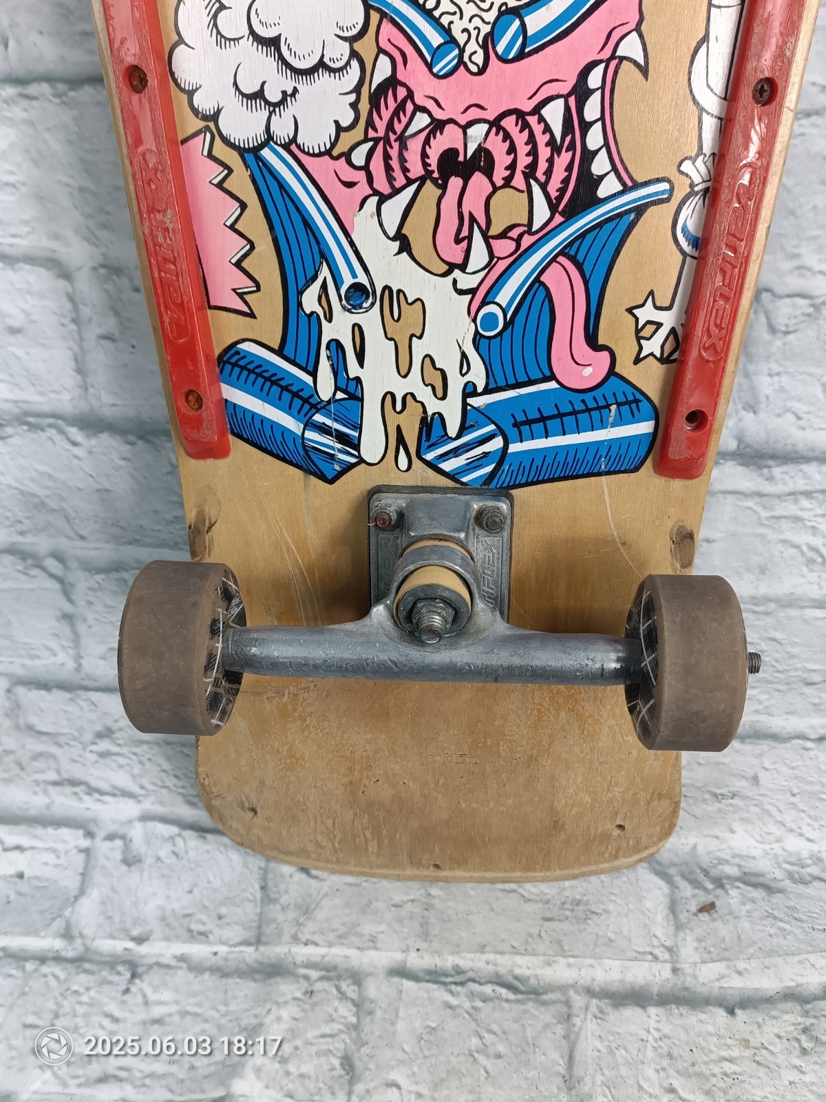 Picture 4 of 12