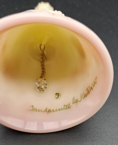  Fenton Burmese Hand Painted Rose Bell Artist Signed  - Bild 3 von 5