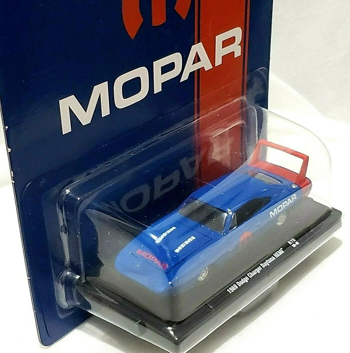 NEW M2 MACHINES BLUE 1969 DODGE CHARGER DAYTONA HEMI MOPAR - R70 