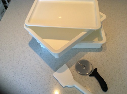 BANDEJAS PARA MASA DE PIZZA Kit Bandeja para Masa Artesanal DoughMate CON CORTADOR PROFESIONAL - Imagen 1 de 4