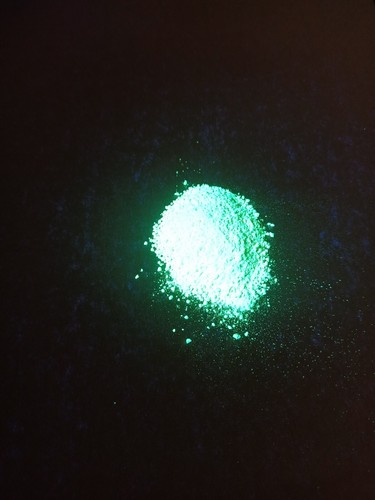 Phosphor (soluble) Yellow-green 490RT; Luminogren, Luminor 2 - Picture 4 of 5