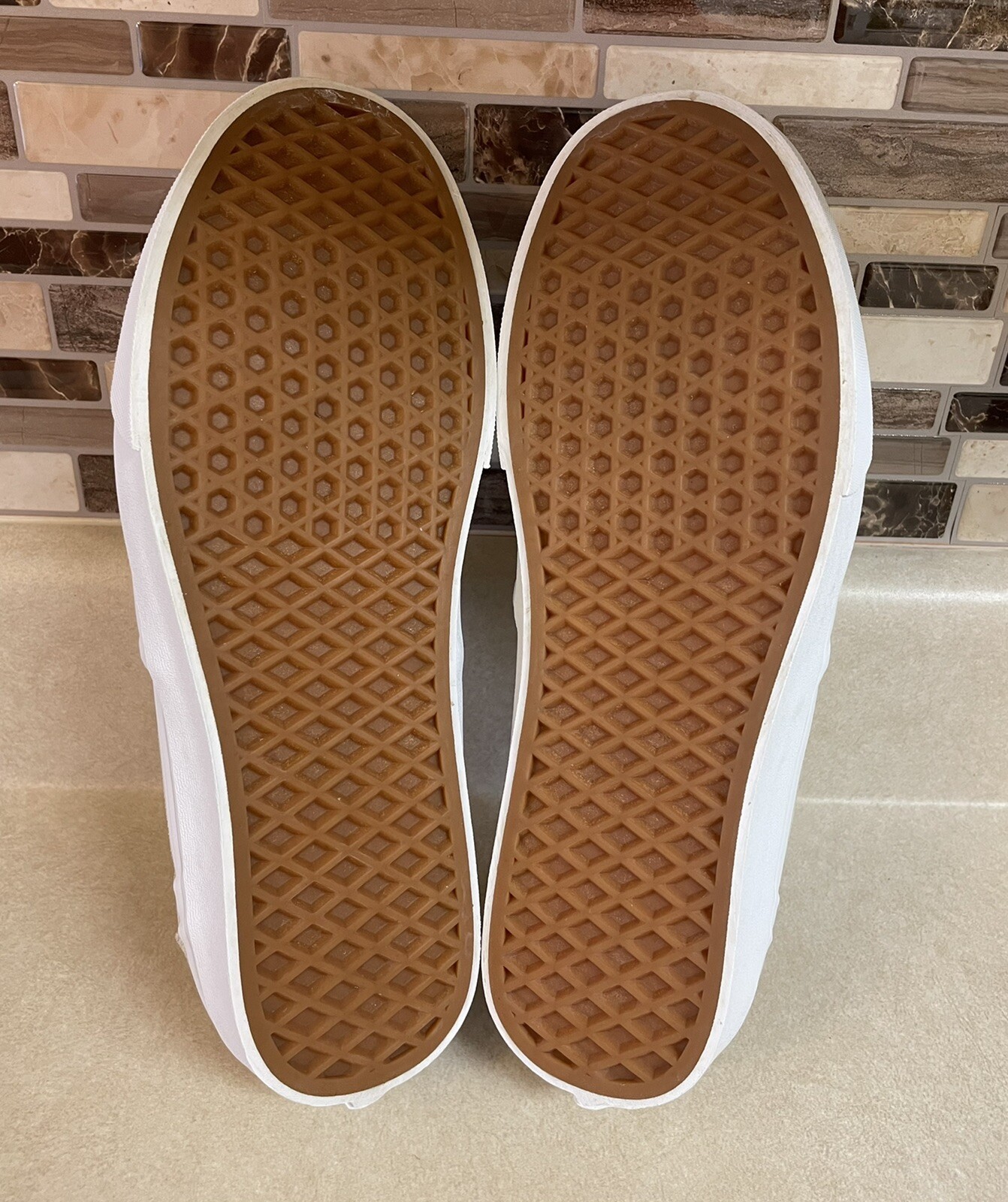 Vans asher hygge hotsell women's skate shoes
