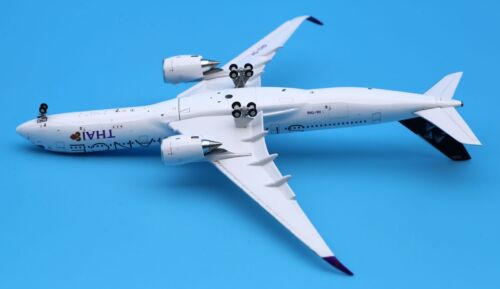 JC Wings 1:400 Thai Airways A350-900XWB modello di aeromobile pressofuso HS-THQ FLAPS DOWN - Foto 13 di 13