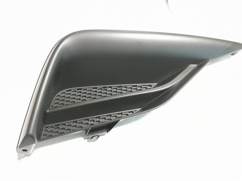 Genuine Front Right Passenger Fog Lamp Hole Cover Infiniti QX30 17-19 622565DA1A - Picture 2 of 5