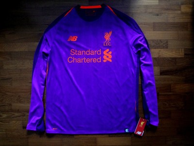 liverpool purple away kit