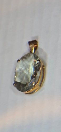 4.7 k 10x14mm Green Amethyst Pendant set in 9K Gold - Picture 13 of 16
