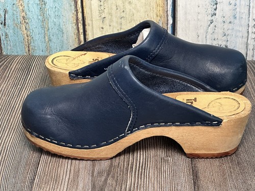 Vintage Trolls Navy Blue Leather Clogs Vintage Clogs Size 37 US Size (6) - Picture 9 of 24