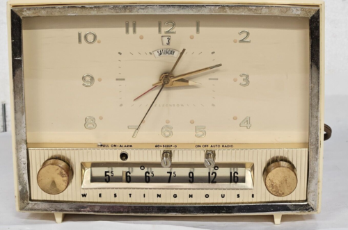 Vintage Westinghouse H-486T5 Ivory Clock Radio w/ Day Date Tube Radio - Picture 4 of 14