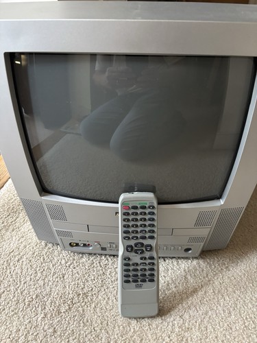 Sylvania TV/DVD Retro Gaming Combo voll funktionsfähig ohne Fernbedienung Modell 6513DE
